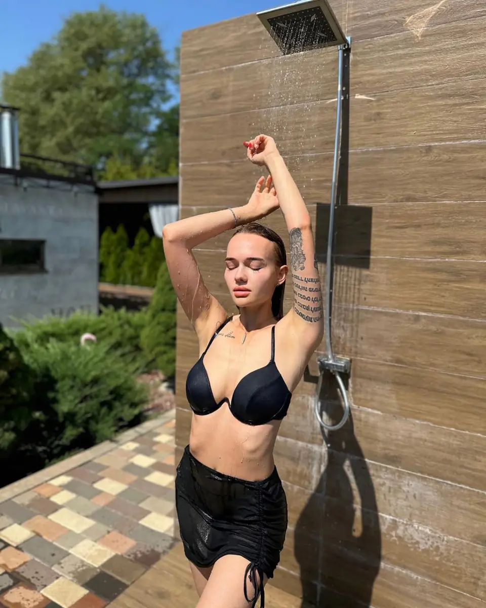 Ариэль эскорт в городе Дубай