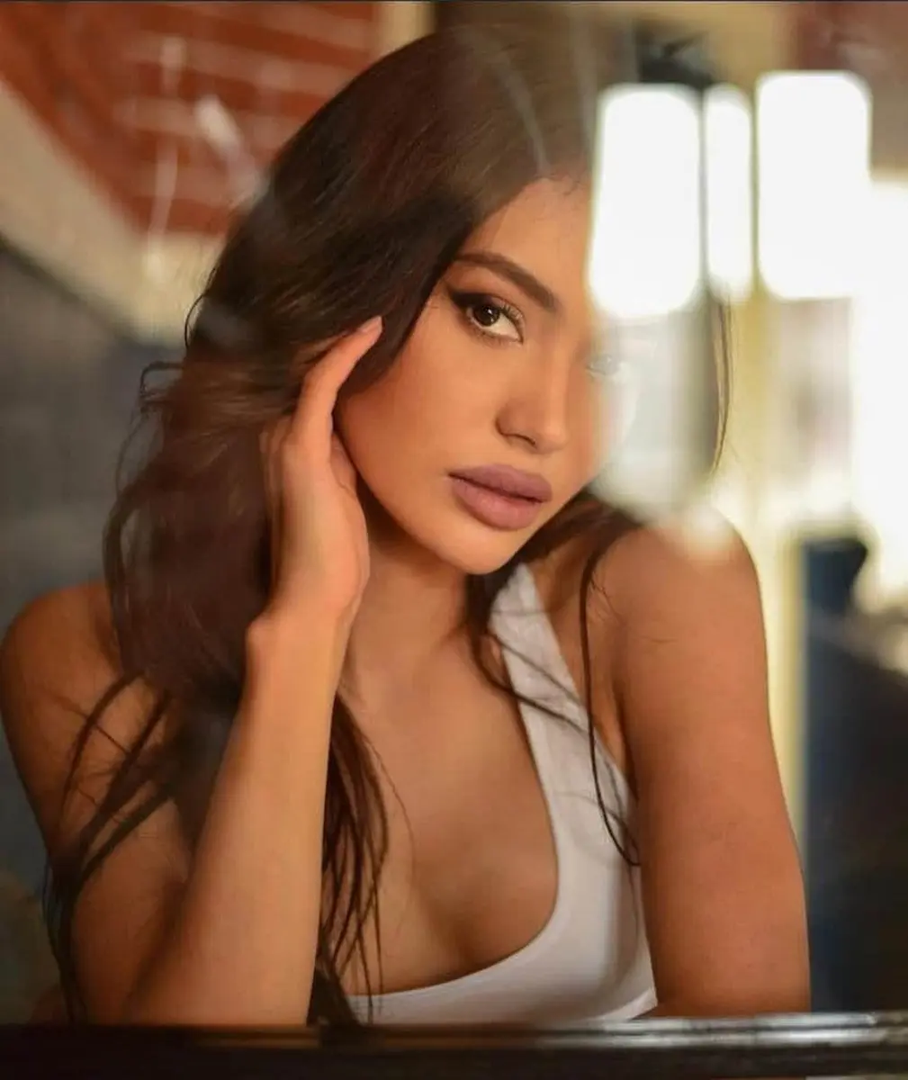 Мана эскорт в городе Дубай