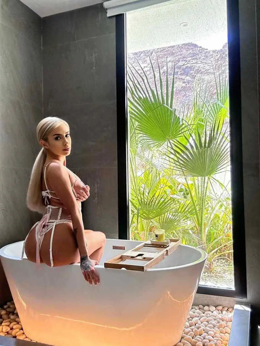 Марки эскорт в городе Дубай