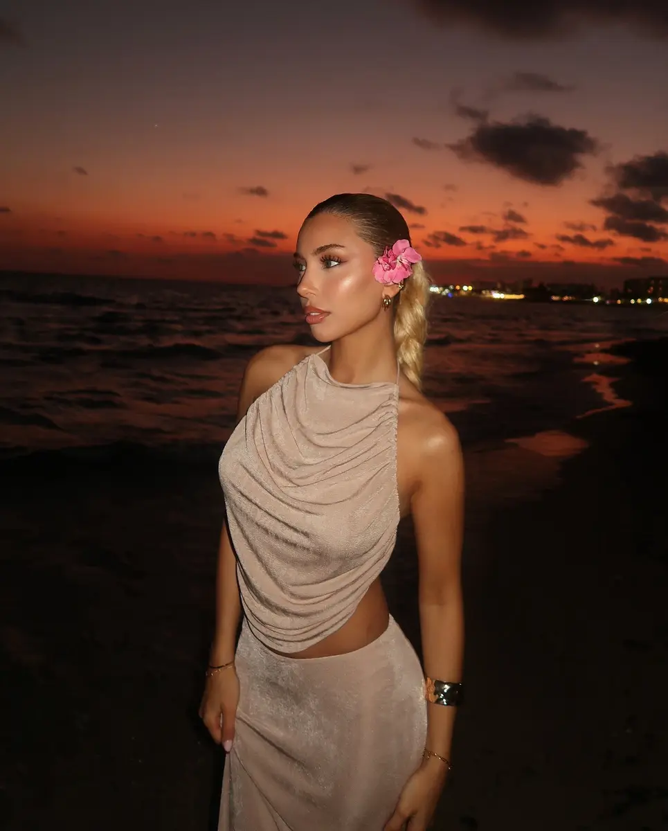 Неклита эскорт в городе Дубай