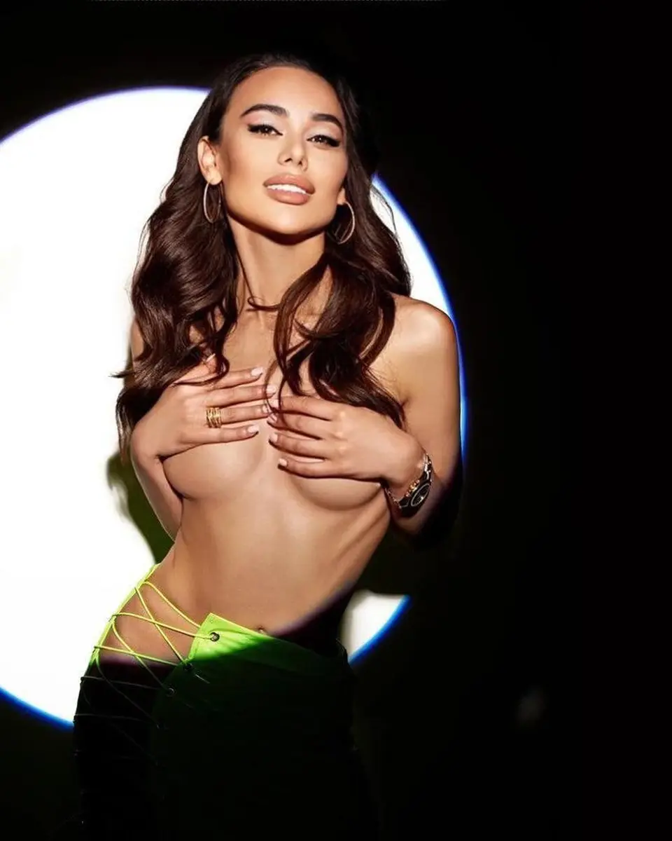 Александра эскорт в городе Дубай